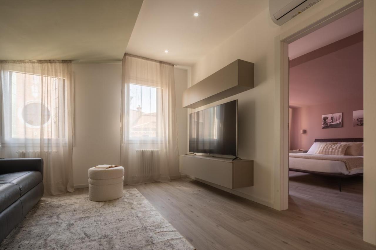 Sant'Aponal Cozy Apartment With Balcony R&R Venedig Exterior foto